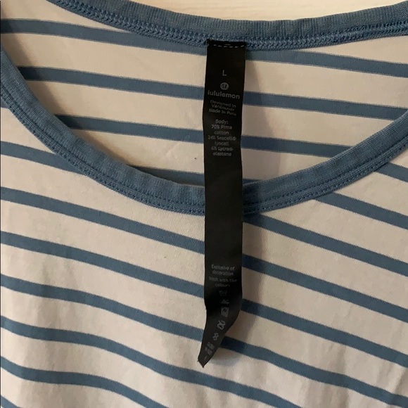 Men’s Lululemon T Shirt - Large - Picture 2 of 2